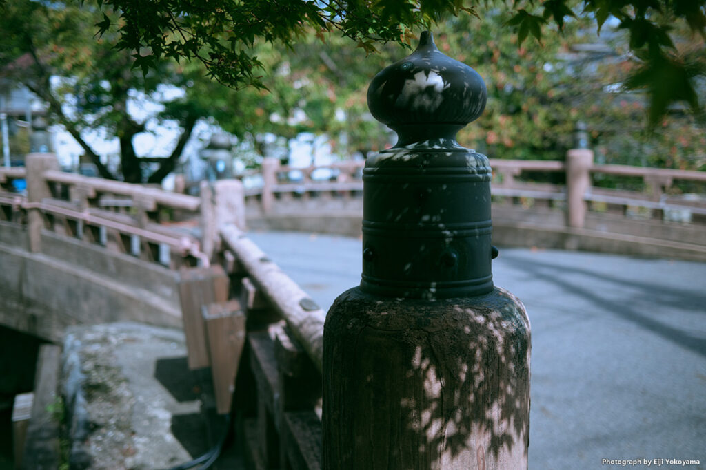 白雲橋、欄干。