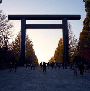 靖国神社と北の丸公園の黄葉 Leica Q3 43で